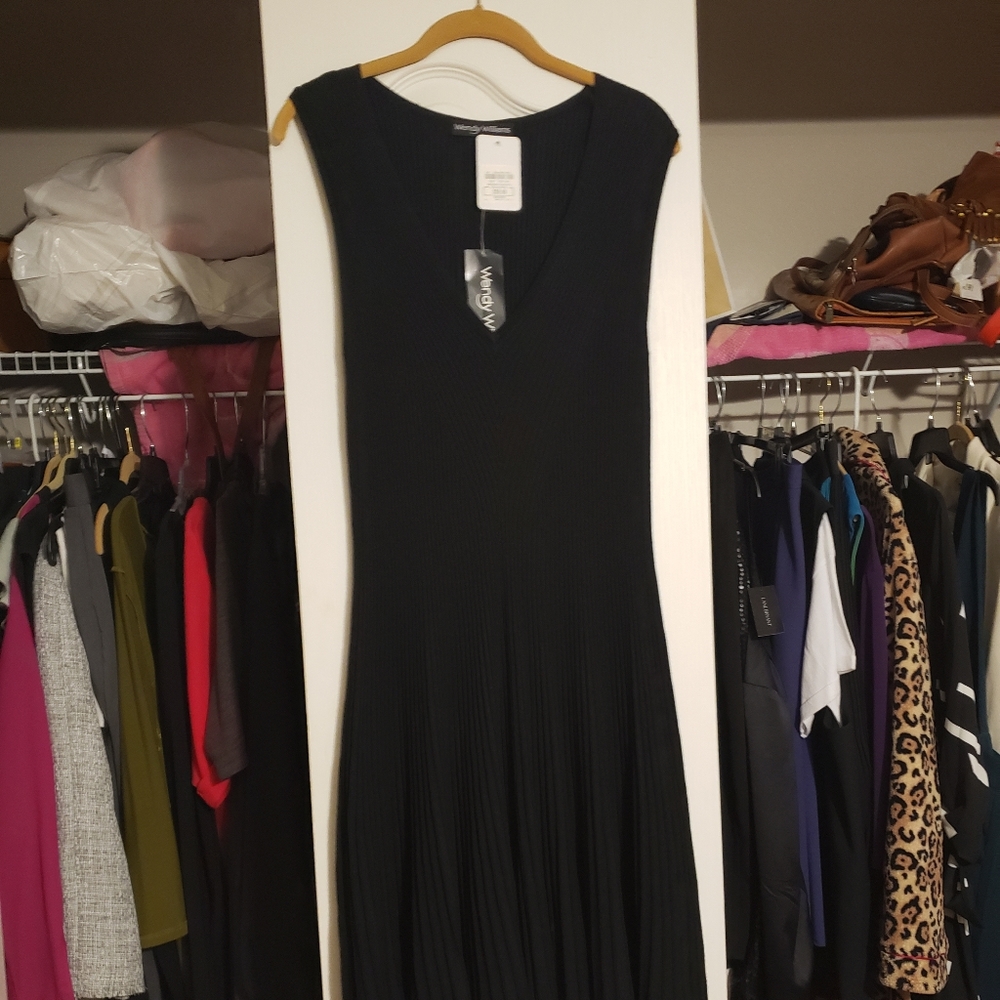 Ribbed black dress